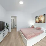 Apartment Klara Free Parking, Center